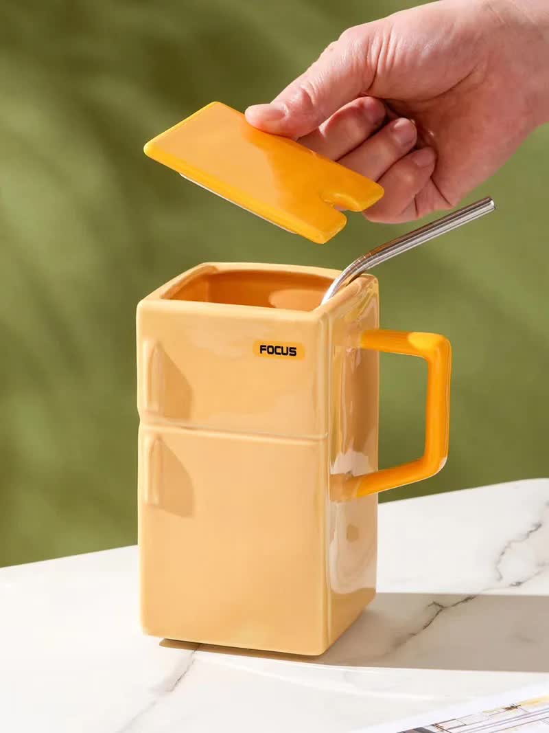 Yellow Ok Retro Refrigerator Ceramic Mug with Lid and Straw - 550ml Coffee Cup - Unique Gift for Couples or Office Use