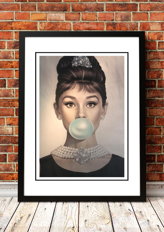 Audrey Hepburn ‘Bubblegum’ Pop Art Poster - Framed A4